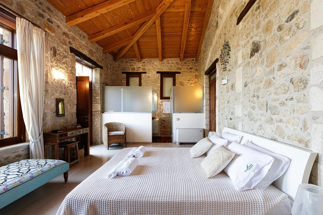Villa Candice - Luxurious And Historic Villa With Sea View Rétino