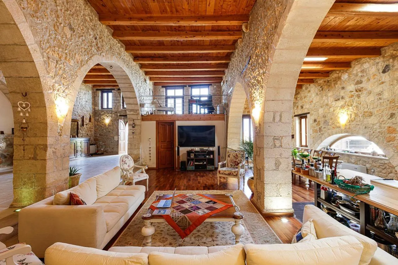 Villa Candice - Luxurious And Historic Villa With Sea View Rétino